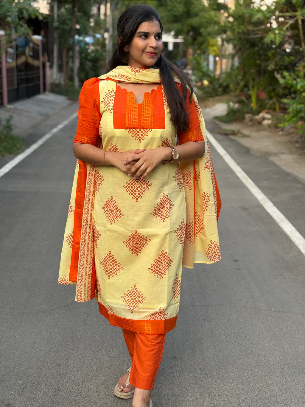 Kolam Sungudi Cotton Suit Set